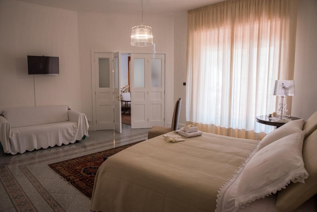 La Maison Doree Джардини Наксос Стая снимка